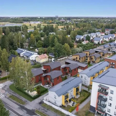 Qnq - Private In The Shared Detached House Appartement Vantaa