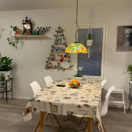 Qnq - Private In The Shared Detached House Vantaa