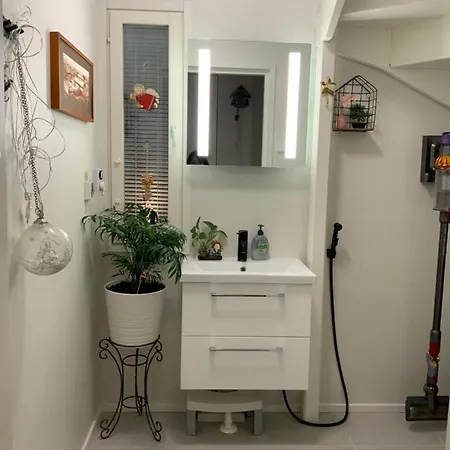 Qnq - Private In The Shared Detached House 아파트 *